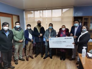 Lee más sobre el artículo 8 millones de pesos recibió como subvención el asociación de fútbol laboral de Loncoche por parte del municipio de Loncoche.