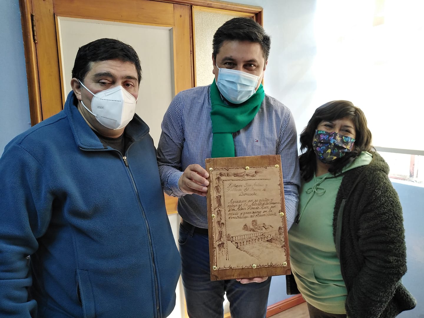 En este momento estás viendo DIRIGENTES SOCIALES EXPRESAN SU GRATITUD A ALCALDE ALEXIS PINEDA RUIZ Y REAFIRMAN SU COMPROMISO PARA SEGUIR TRABAJANDO JUNTOS.