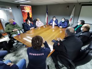 Lee más sobre el artículo ALCALDE ALEXIS PINEDA SE REÚNE CON PRESIDENTE NACIONAL DE BOMBEROS.