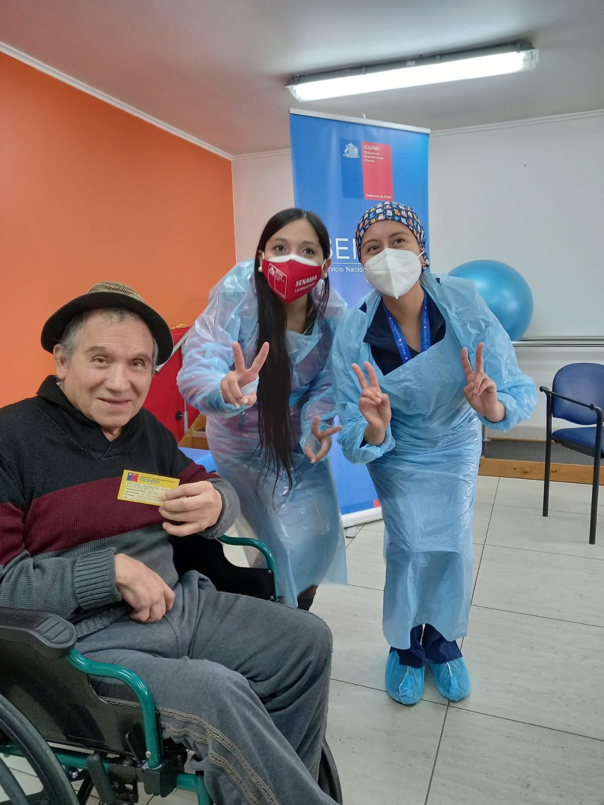En este momento estás viendo ELEAM LONCOCHE RECIBE VACUNAS PARA SUS PERSONAS MAYORES!!!