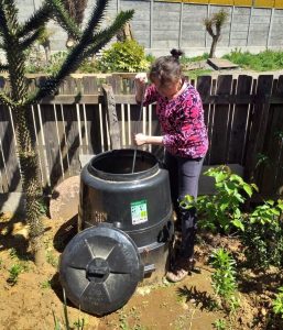 Lee más sobre el artículo OFICINA DE MEDIO AMBIENTE MONITOREA COMPOSTERAS EN LONCOCHE, HUISCAPI Y LA PAZ.