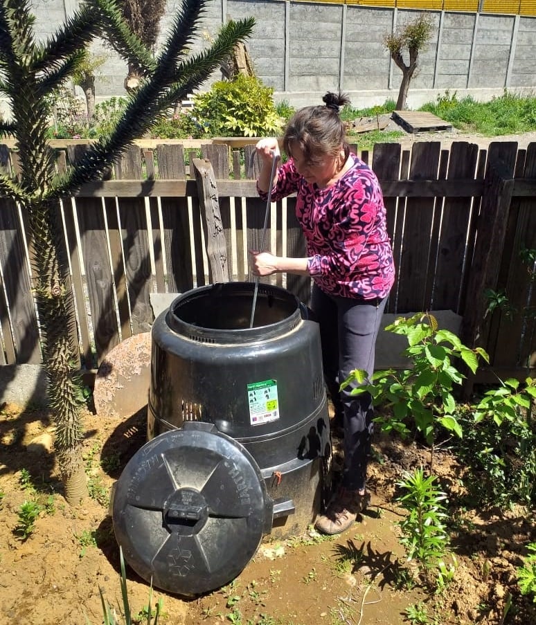 Lee más sobre el artículo OFICINA DE MEDIO AMBIENTE MONITOREA COMPOSTERAS EN LONCOCHE, HUISCAPI Y LA PAZ.