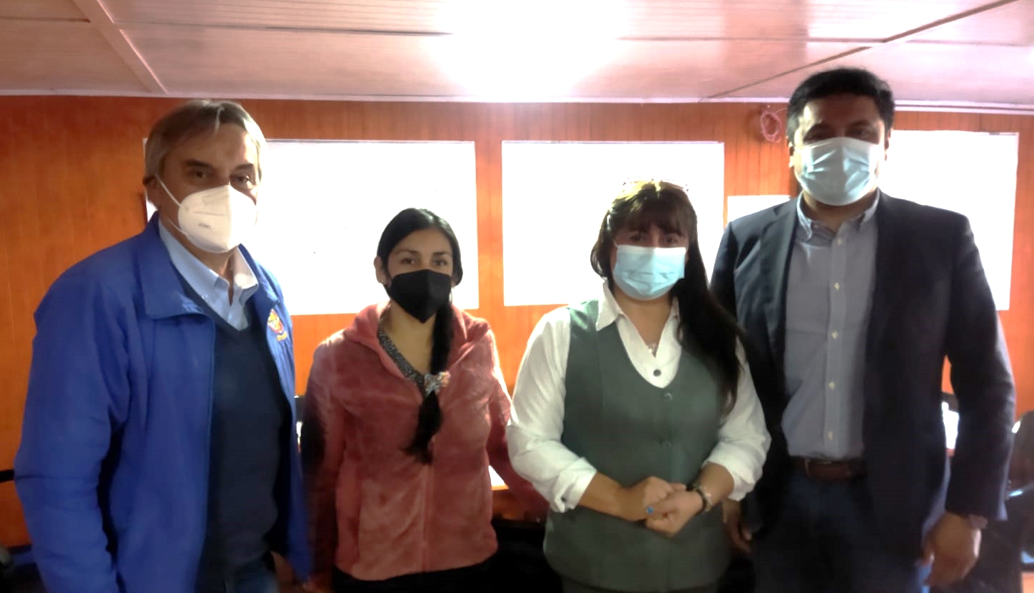 Lee más sobre el artículo ALCALDE ALEXIS PINEDA SE REÚNE CON ENCARGADO DE CAMINOS.