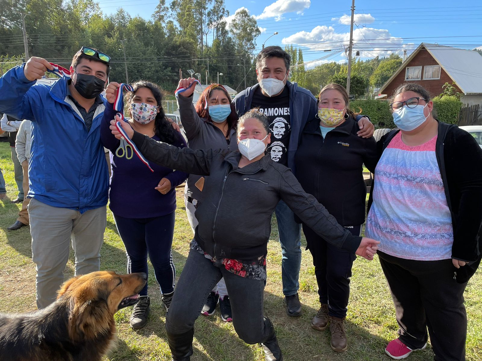 En este momento estás viendo EXITOSA FERIA DE CALLE LAGO VILLARRICA.