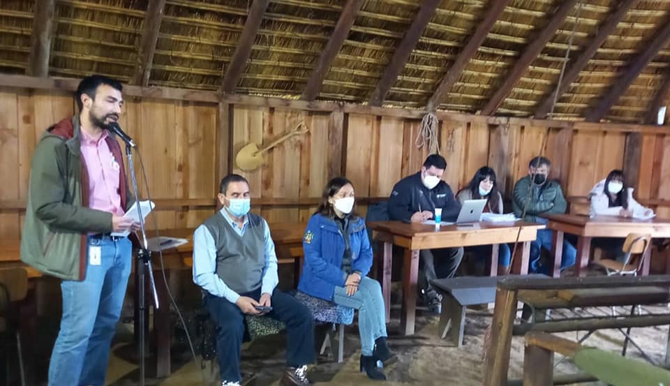 Lee más sobre el artículo REALIZAN REUNIÓN INFORMATIVA SOBRE PROYECTO DE ELECTRIFICACIÓN RURAL.