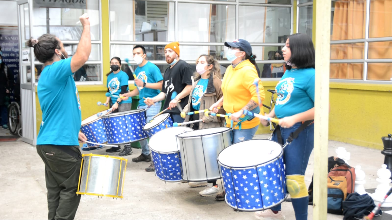 Lee más sobre el artículo BATUCADA «ESTACIÓN CARNAVAL» ENTREGA RECREO MUSICAL.