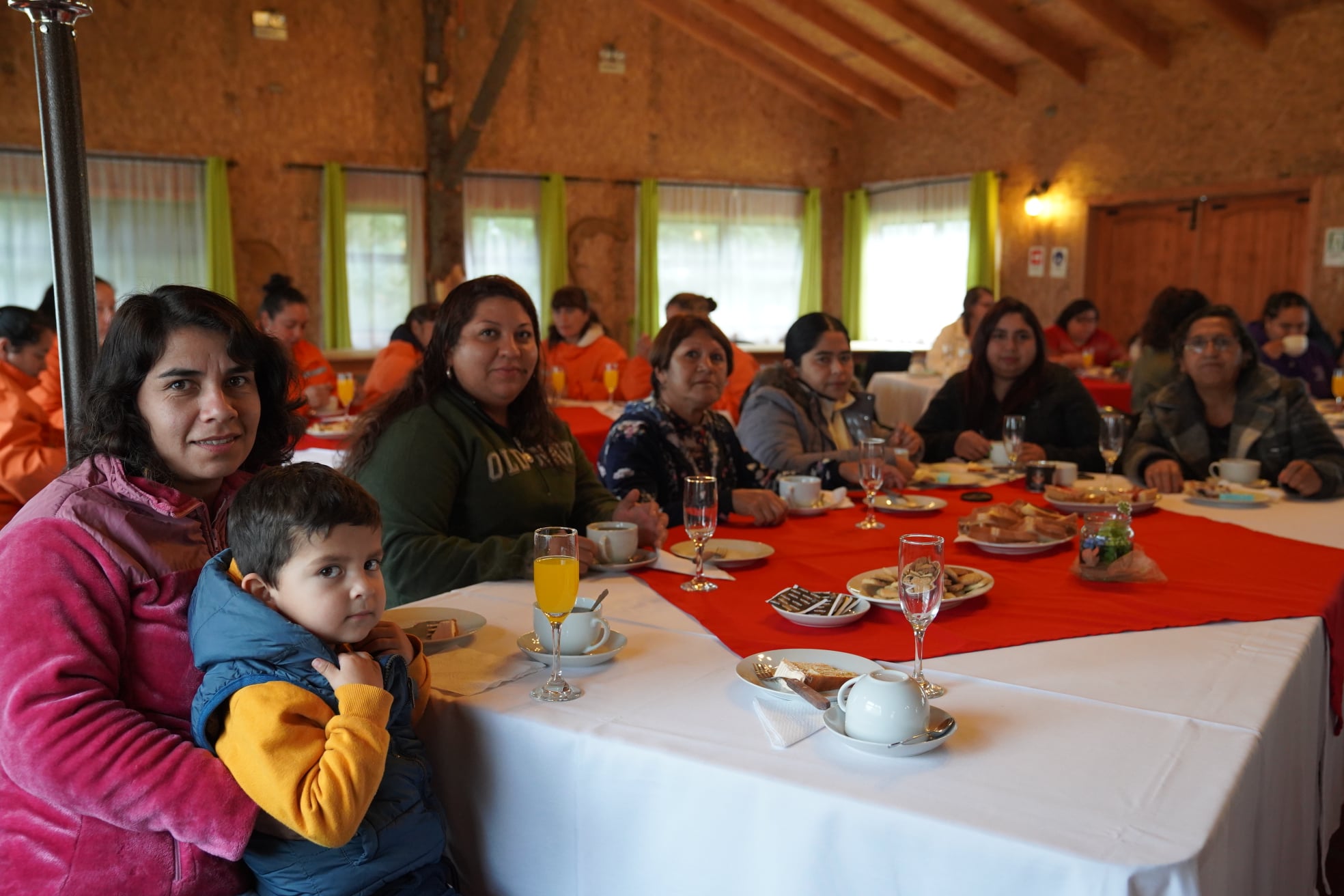 En este momento estás viendo REALIZAN ENCUENTRO DE TRABAJADORES 2022.