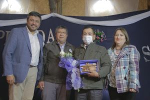 Lee más sobre el artículo MUNICIPIO DE LONCOCHE REALIZÓ CEREMONIA DE DESPEDIDA A FUNCIONARIOS EN RETIRO.