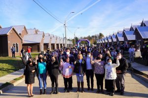 Lee más sobre el artículo ENTREGAN LAS 58 VIVIENDAS QUE DAN VIDA A LA VILLA CANTO DEL ESTERO EN HUISCAPI.