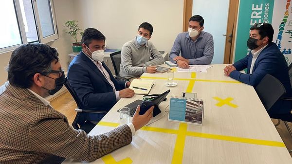 En este momento estás viendo ALCALDE SE REÚNE CON SUBDERE NACIONAL.