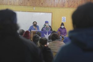 Lee más sobre el artículo MACHI FRANCISCA LINCONAO PARTICIPÓ DE CONVERSARTORIO CON COMUNIDADES INDÍGENAS .