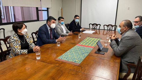 Lee más sobre el artículo ALCALDE Y CONCEJALES SE REUNEN CON MINISTRO DE EDUCACIÓN.