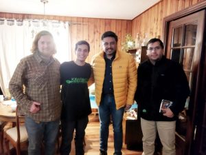 Lee más sobre el artículo MONITORES DE TALLER MUNICIPAL DE KAYAK PROYECTAN POTENCIAR ESTA ACTIVIDAD.