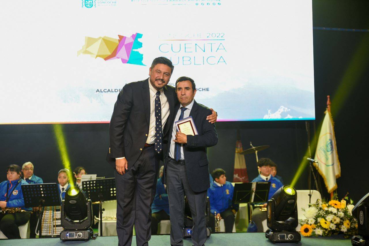 En este momento estás viendo GALARDONADOS EN CUENTA PÚBLICA GESTIÓN MUNICIPAL 2022.