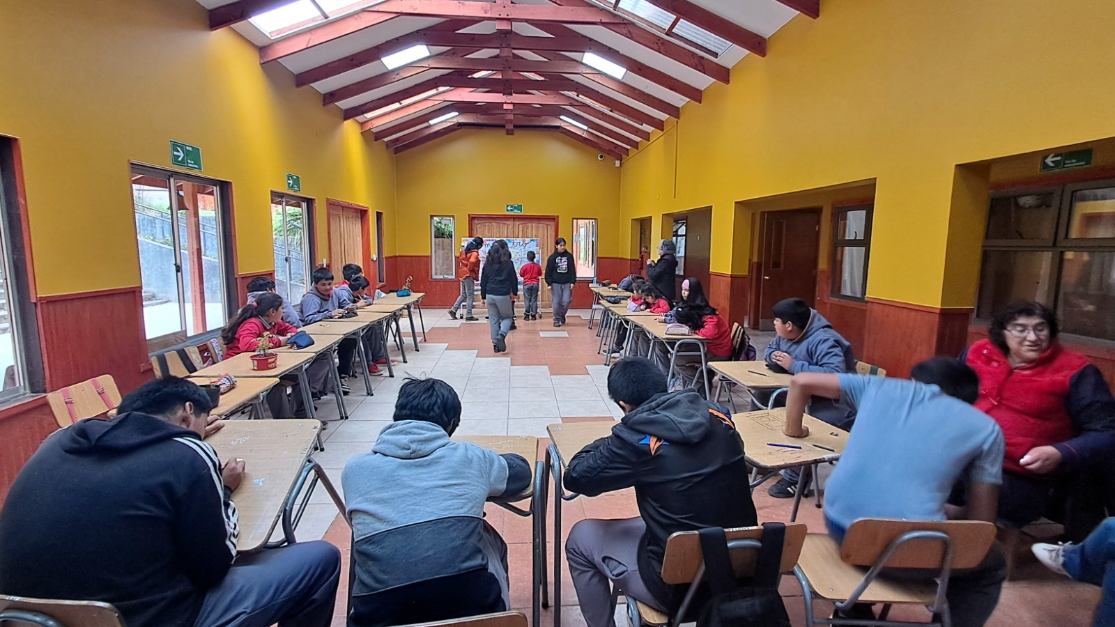 Lee más sobre el artículo Programa de Promoción de la Salud de DSM realiza tercera sesión de talleres “Ensambles Creativos”