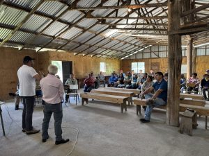 Lee más sobre el artículo Alcalde y equipo municipal asisten a Asamblea de la Junta de Vecinos de Huaqui