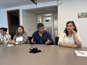 Lee más sobre el artículo REUNIÓN CON SEREMI DE VIVIENDA PARA AVANZAR POR LA LOCALIDAD DE LA PAZ