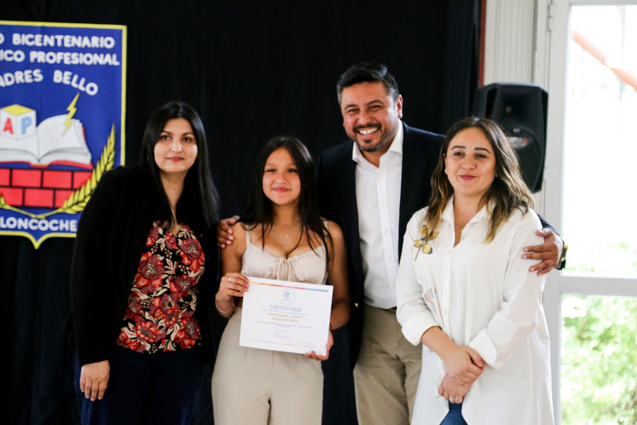 Lee más sobre el artículo MUNICIPIO ENTREGA BECA DE APOYO INICIAL PARA ESPECIALIZACIÓN TÉCNICA