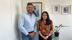 Lee más sobre el artículo Municipalidad de Loncoche gestiona ante JUNAEB recursos para fortalecer programas educativos y comunitarios.