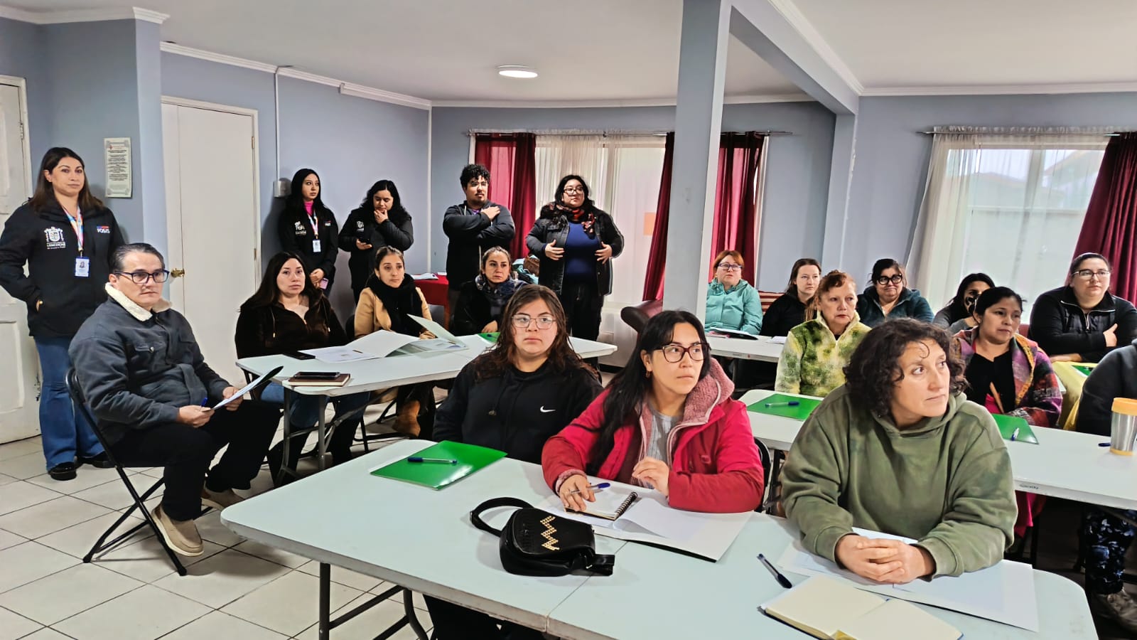 En este momento estás viendo Programa Familias de Loncoche da inicio a capacitación en marketing digital y formalización para emprendedoras.