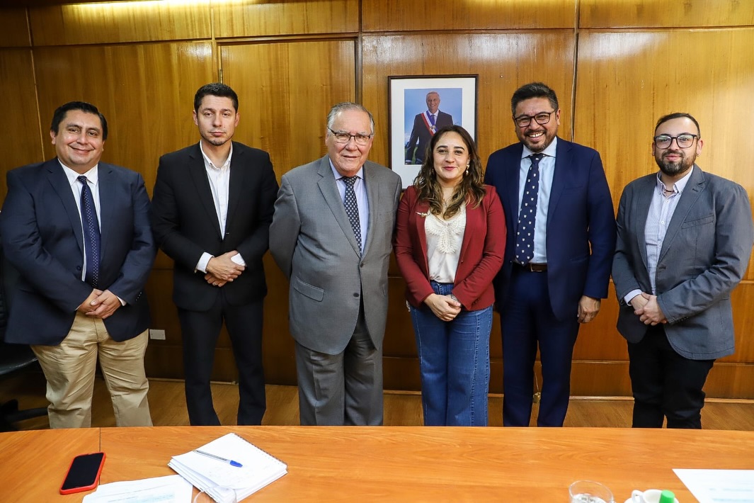 Lee más sobre el artículo Loncoche fortalece alianzas para el desarrollo agrícola y productivo de la comuna