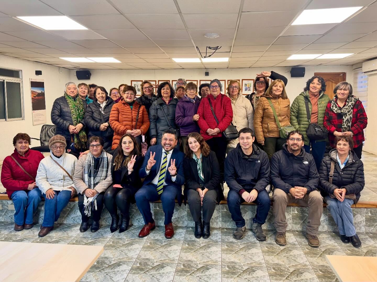 Lee más sobre el artículo Reunión con Agrupación de Gimnasia de Adultos Mayores