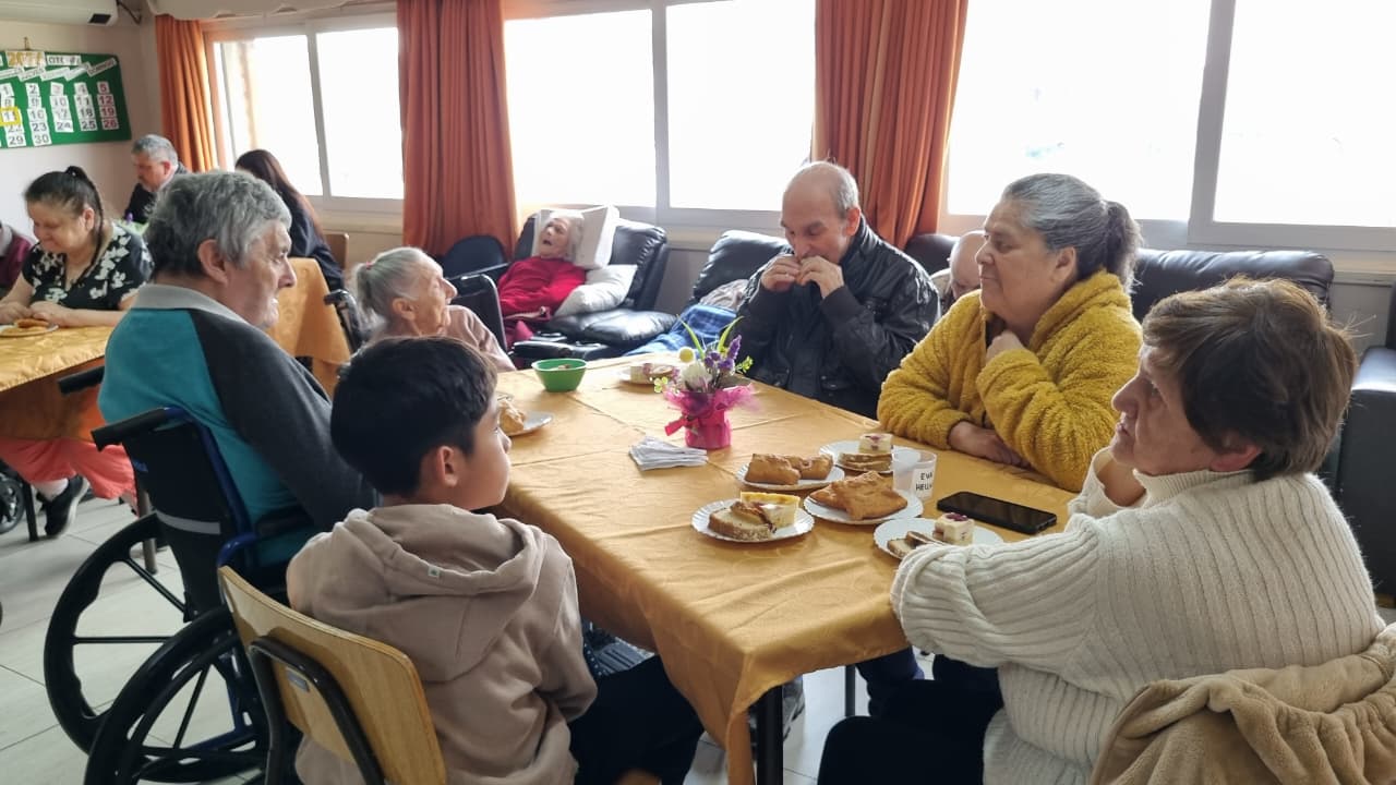 Lee más sobre el artículo Mateada Familiar en el ELEAM El Copihue