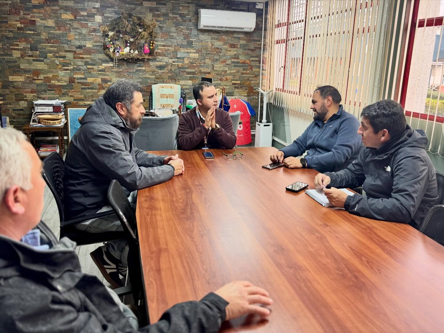 En este momento estás viendo REUNIÓN CON JUNTA DE VECINOS DE CHANLELFU