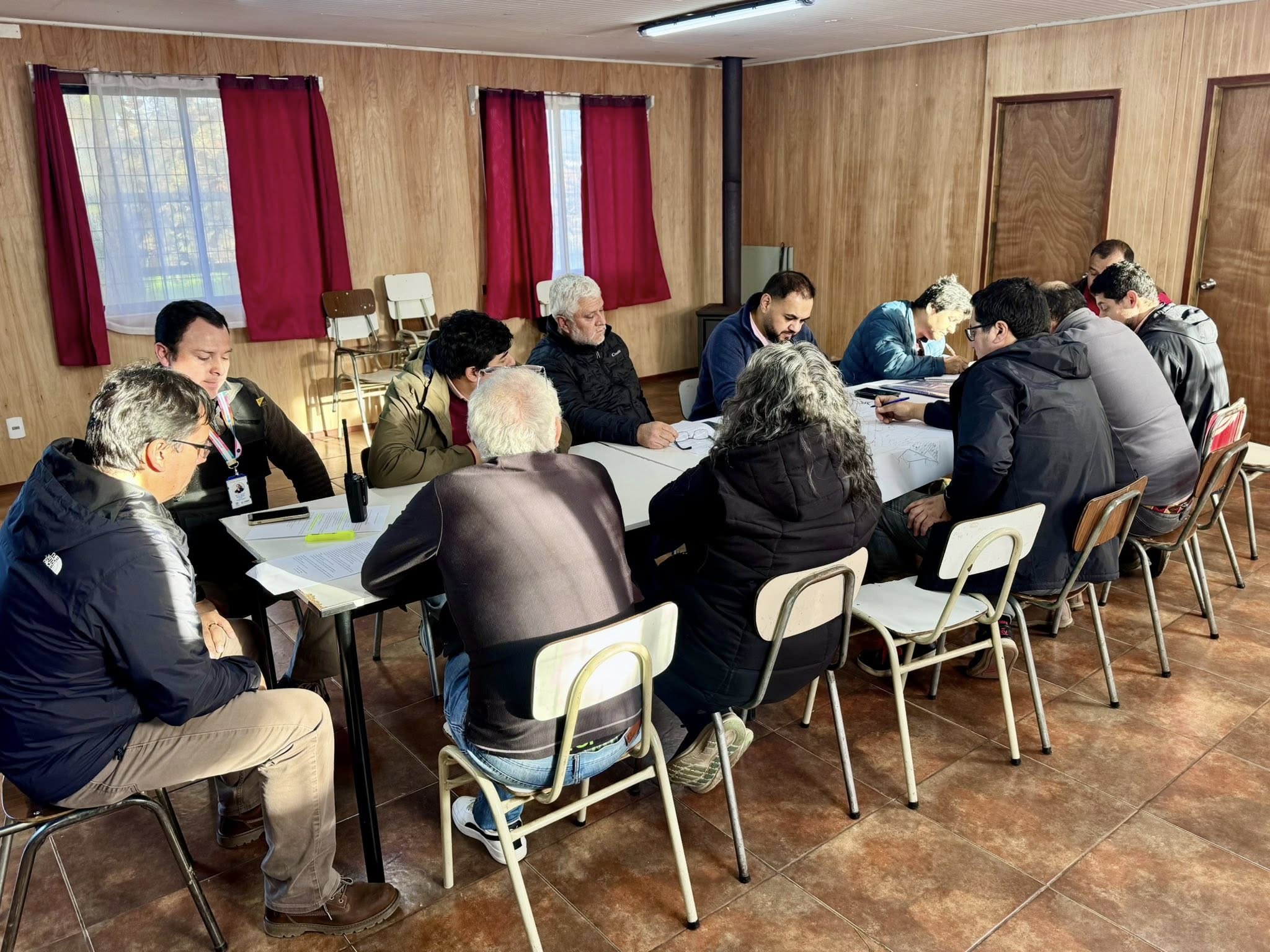 Lee más sobre el artículo EQUIPO MUNICIPAL ASISTE A REUNIÓN CON DIRECTIVA DE ULTRA ESTACIÓN NORTE.