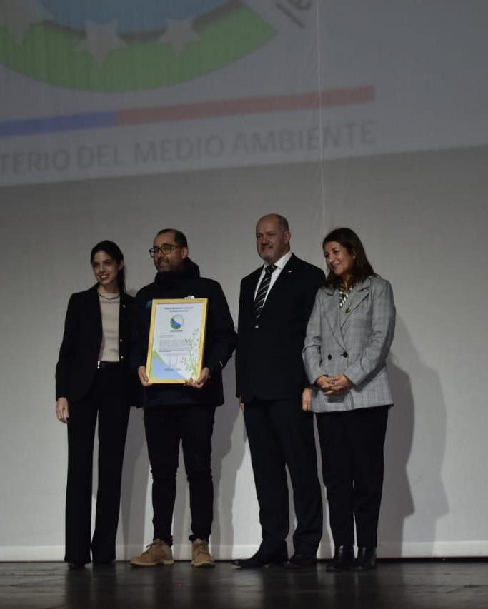 Lee más sobre el artículo LONCOCHE RECIBE RECONOCIMIENTO POR SU GESTIÓN AMBIENTAL COMUNAL