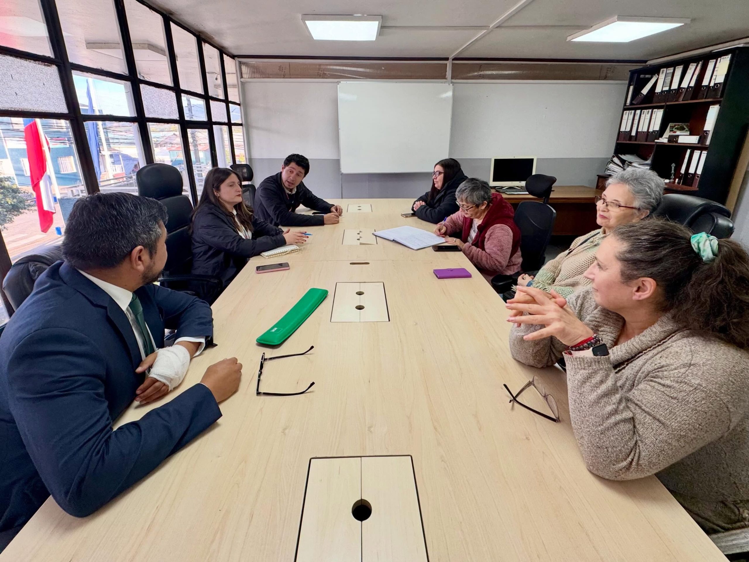 Lee más sobre el artículo REUNIÓN CON DIRECTIVA TALLER LABORAL LONCOPIHUE