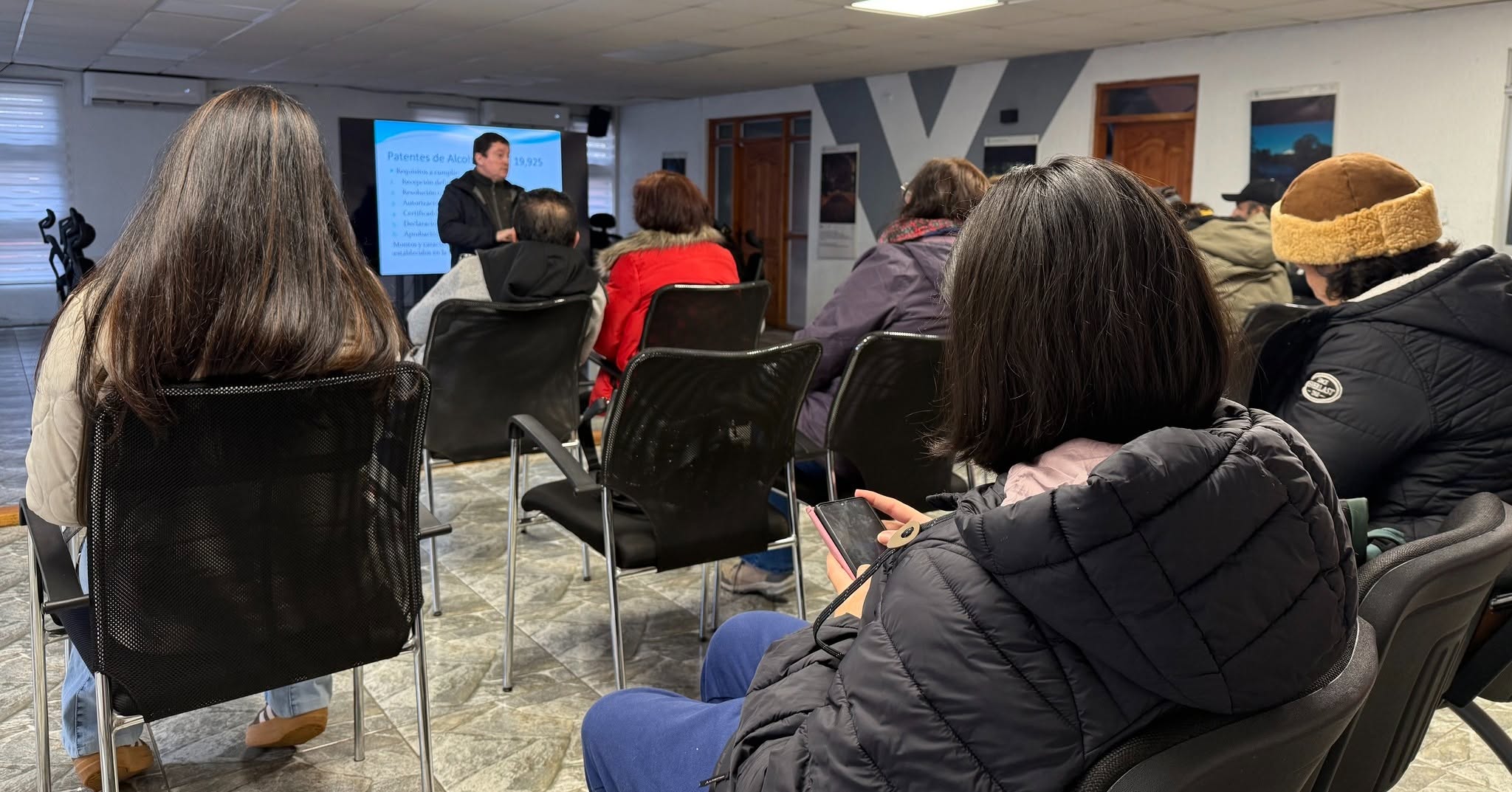 En este momento estás viendo RUTA DE LA FORMALIZACIÓN 2026 CONTINÚA ENTREGANDO HERRAMIENTAS PARA EMPRENDER EN LONCOCHE