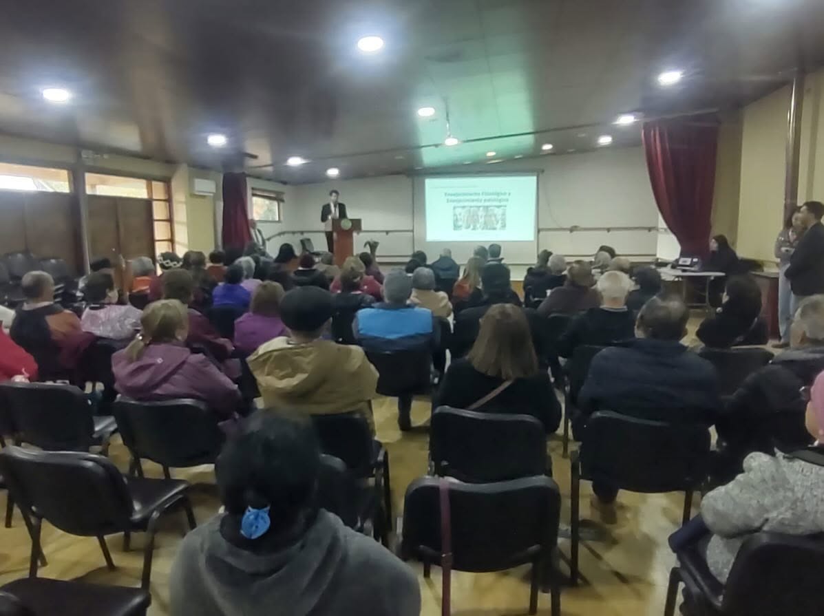 En este momento estás viendo JORNADA DE ENVEJECIMIENTO ACTIVO REUNIÓ A 60 PERSONAS MAYORES EN LONCOCHE