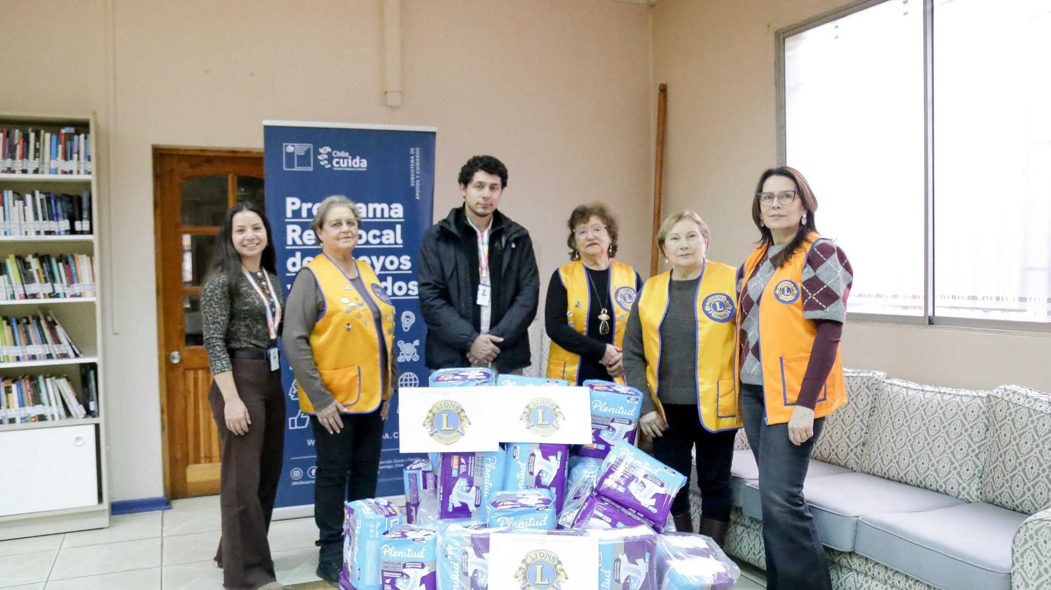 Lee más sobre el artículo CLUB DE LEONES DE LONCOCHE REALIZA IMPORTANTE DONACIÓN A LA MUNICIPALIDAD EN BENEFICIO DEL PROGRAMA RED LOCAL DE APOYOS Y CUIDADOS