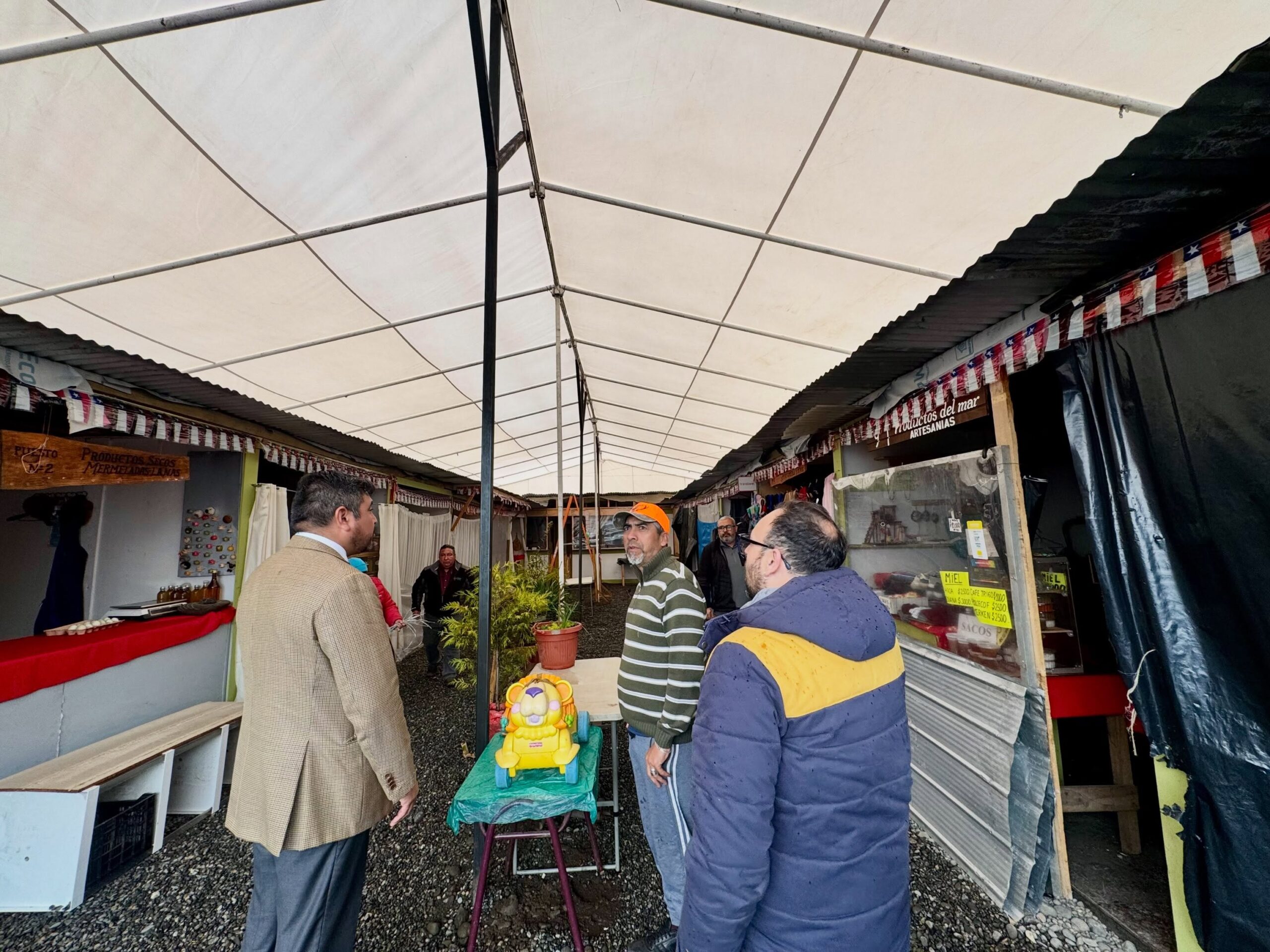 Lee más sobre el artículo ¡EL MERCADITO DE LONCOCHE RENUEVA SU CARPA!