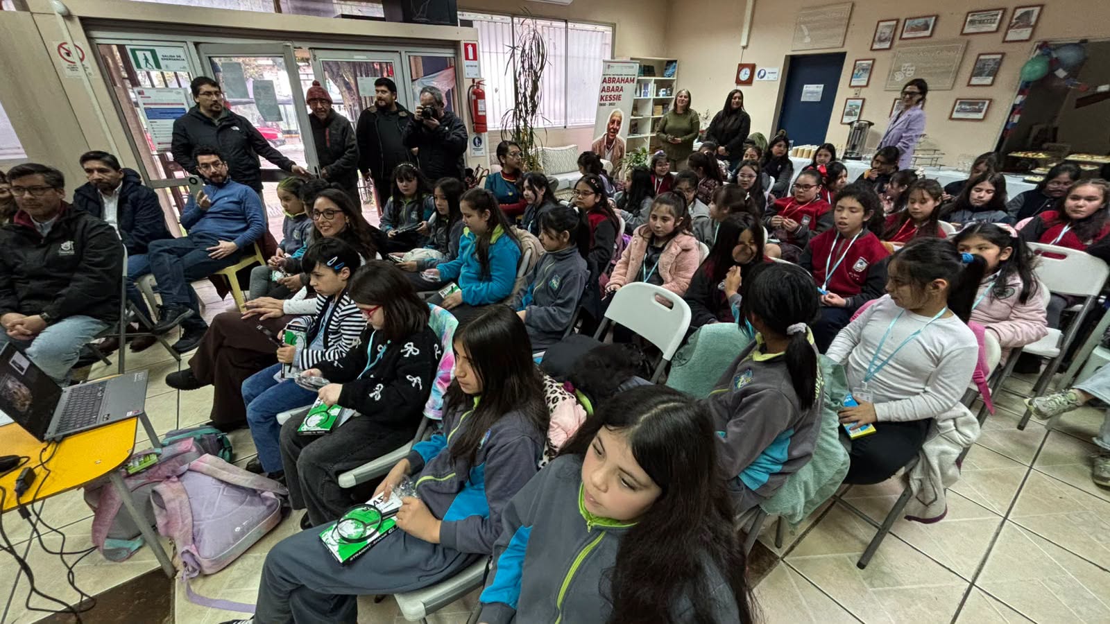 En este momento estás viendo ¡DÍA NACIONAL DEL MEDIO AMBIENTE: ¡LONCOCHE HACE HISTORIA CON EL LANZAMIENTO DE GEONIÑAS!