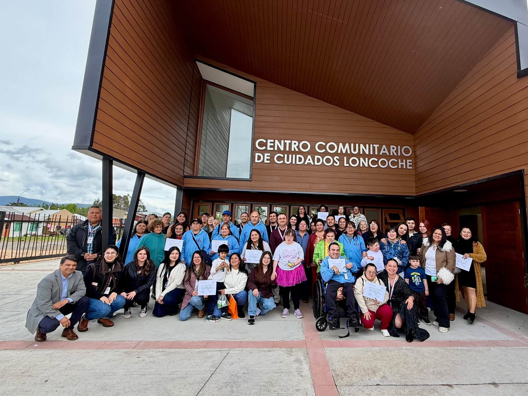 En este momento estás viendo PROGRAMA RED LOCAL DE APOYOS Y CUIDADOS RECONOCE A SUS AGENTES COMUNITARIOS