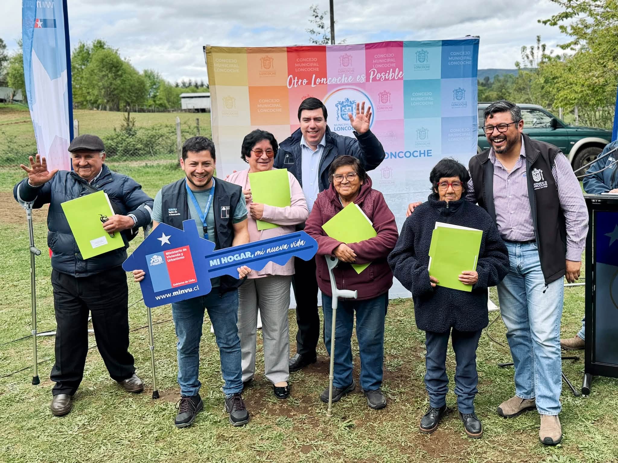Lee más sobre el artículo 29 FAMILIAS DE LONCOCHE RECIBEN LAS LLAVES DE SU NUEVO HOGAR