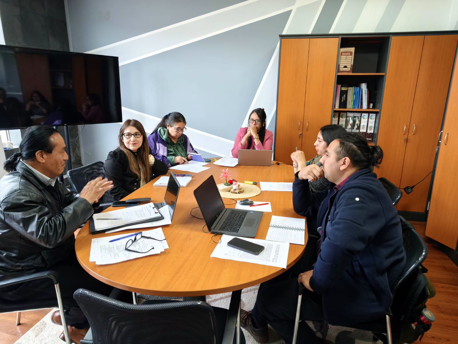 En este momento estás viendo SEGUNDA JORNADA DE LA RED DE EDUCACIÓN INTERCULTURAL EN CONTEXTO MAPUCHE FORTALECE EL TRABAJO COLABORATIVO EN LONCOCHE